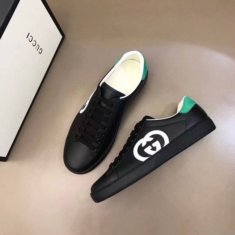 Gucci Sneakers